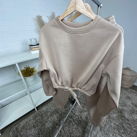 Cropped Pullover Sweat pants SET | Apricot - Picture 2 of 5